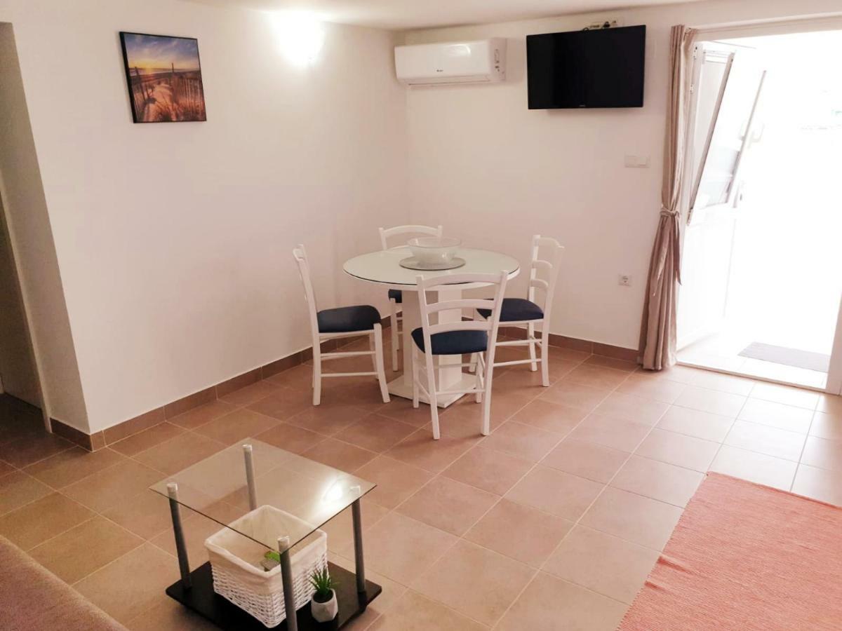 Apartment Mihaela 布拉采 外观 照片